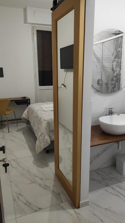 B&B Alle Mura Di San Giovanni Rome Luaran gambar